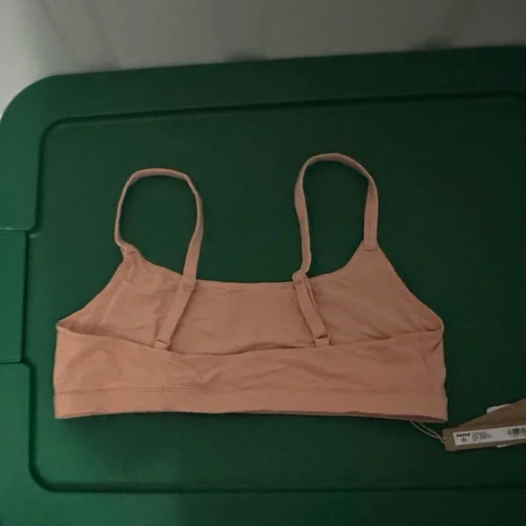 SKIMS Fits Everybody Scoop Bralette in Desert Clay - Picture 3 of 5